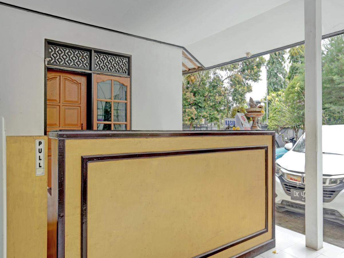 Oyo 3096 Hotel Dewi Warsiki Gilimanuk Exteriér fotografie