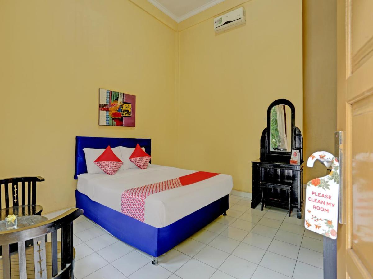 Oyo 3096 Hotel Dewi Warsiki Gilimanuk Exteriér fotografie